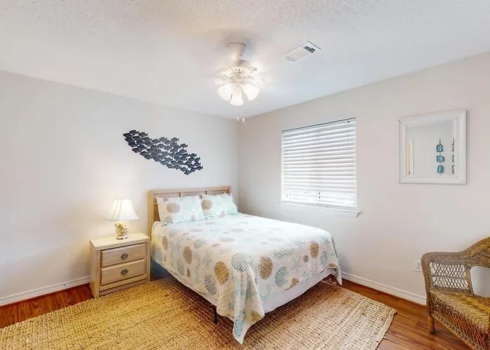 Plantation Place #h408a *