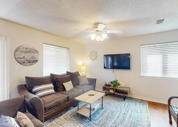 Holiday home Plantation Place #h408a *
